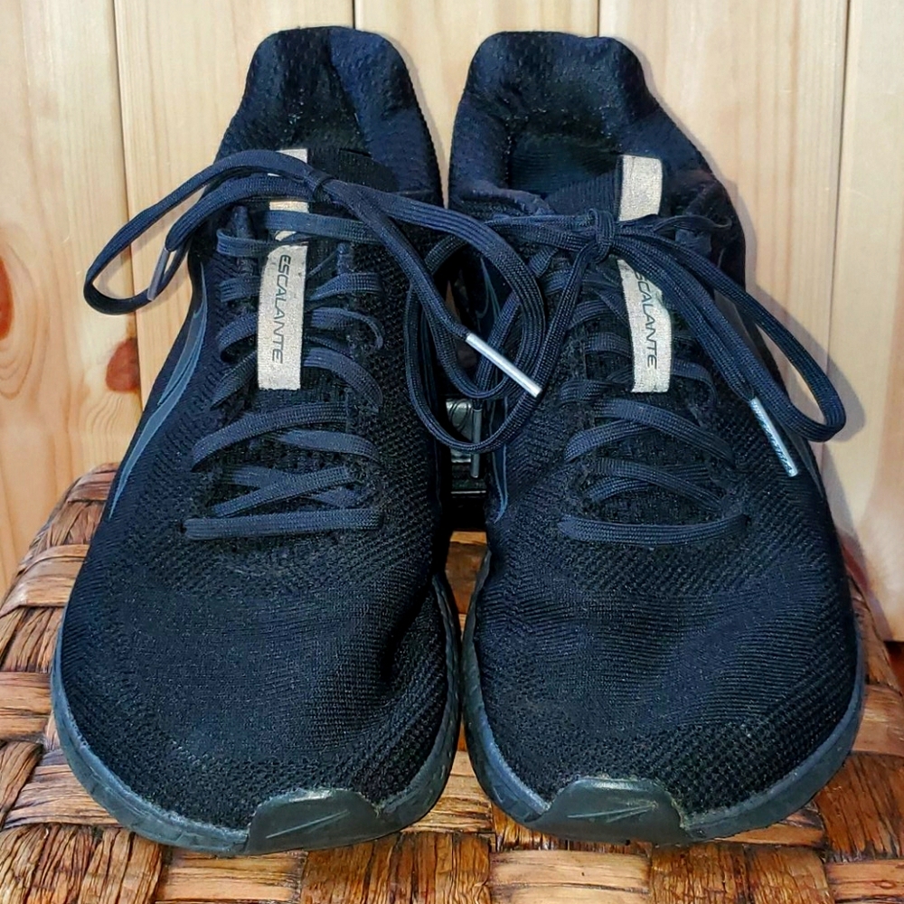 Altra Escalante 1.5 Mens 8.5 All Black Shoe